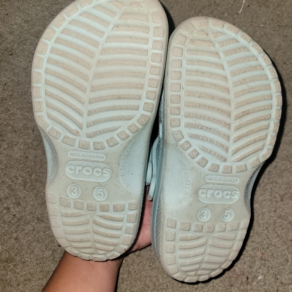 Crocs - Picture 2 of 2